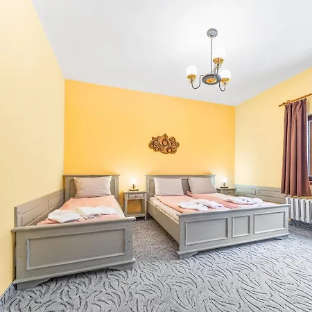 House Shiligarnika 3*