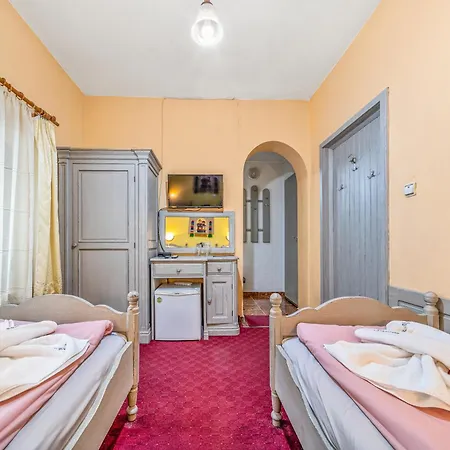 House Shiligarnika 3*